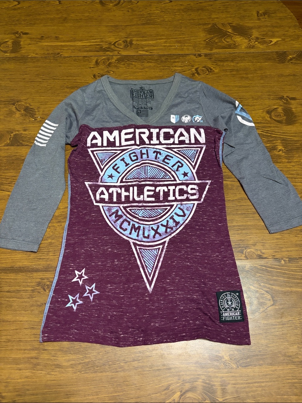 American Fighter Burgundy & Gray Girls' Athletic quarter Sleeve Top